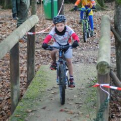 Cyclo-cross Pierre de Bresse : la vidéo Poussins